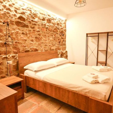Al Vico Primo - Boutique Apartment Pietrapertosa Ngoại thất bức ảnh